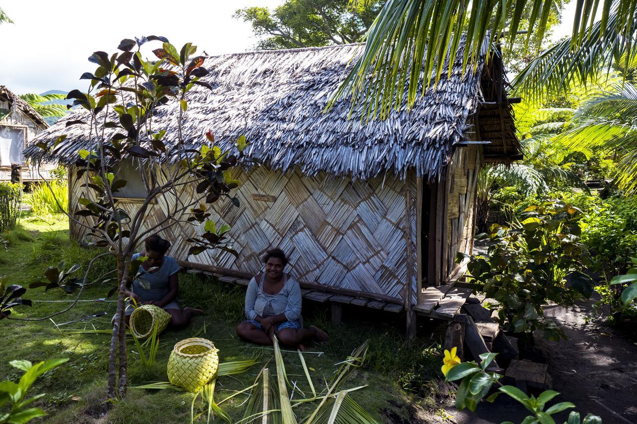 Castle Tree House And Bungalow White Sands Exterior foto